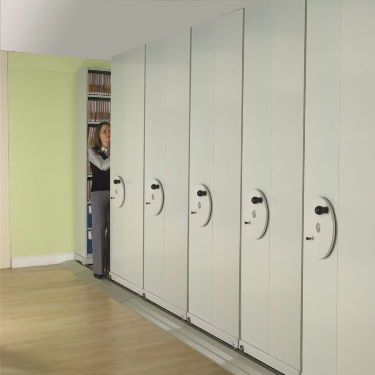 3 mobilni arhivni stelazhi