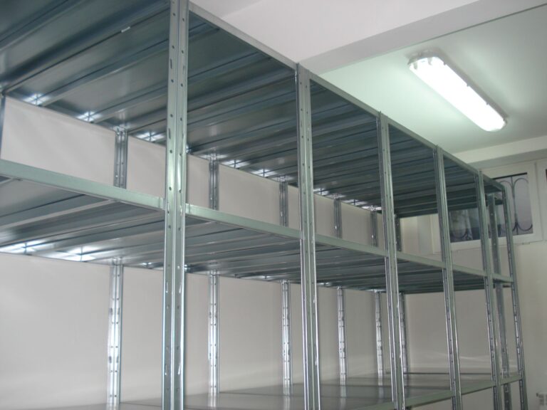 2. stelazhi za dokumenti scaled