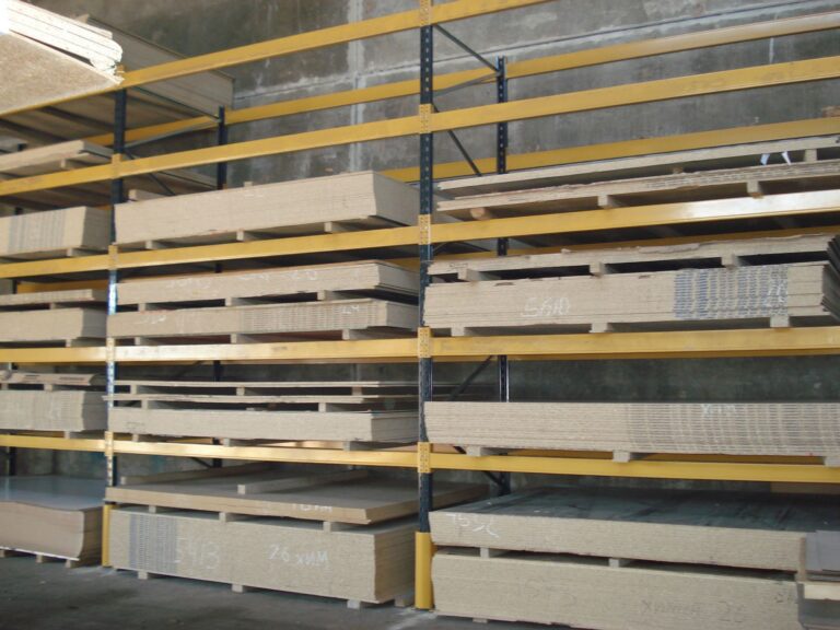 8 paletni stelazhi za ploskosti scaled